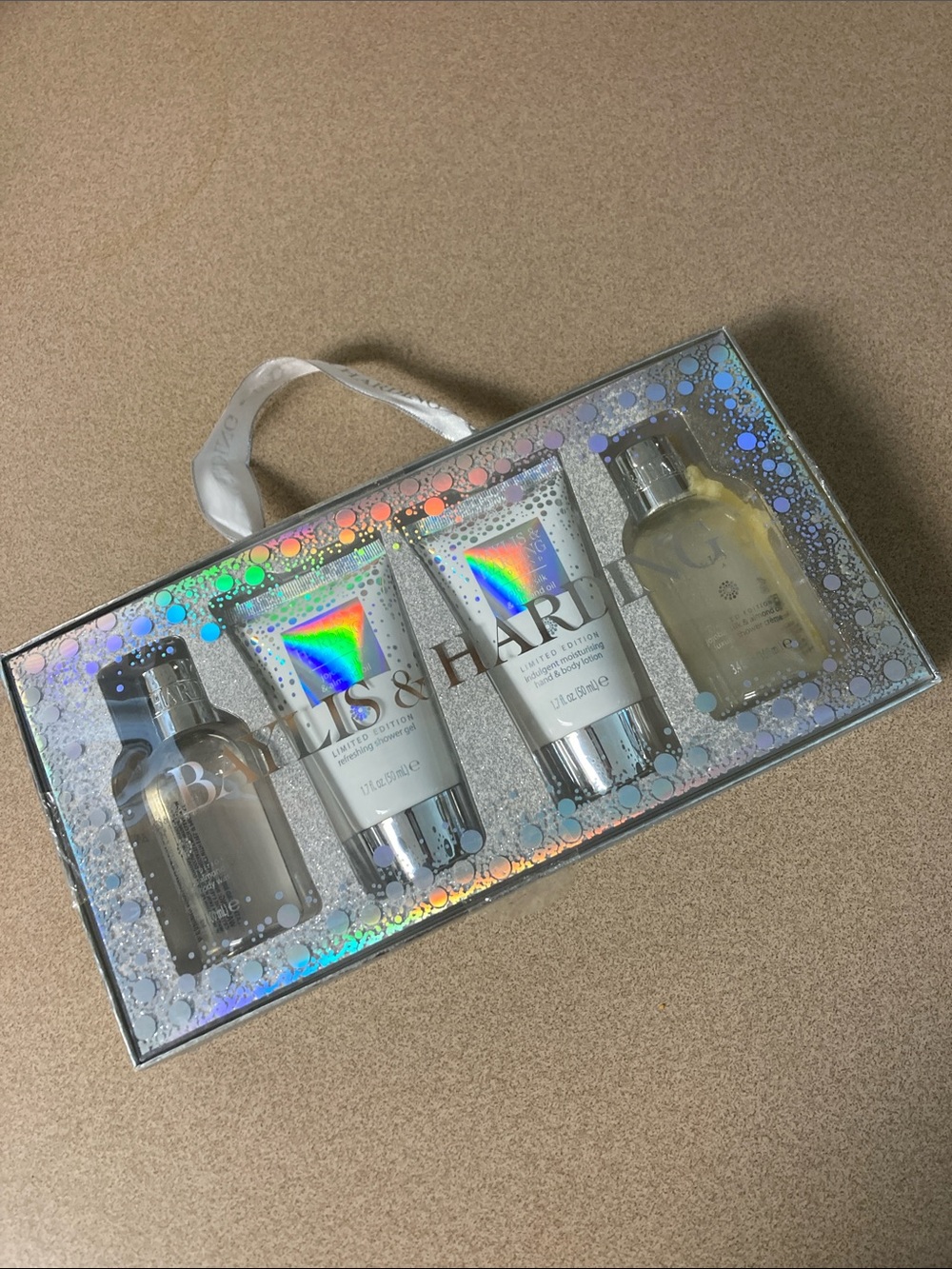 Baylis and Harding White & Silver Holographic Bath & Body Moisturizer Set